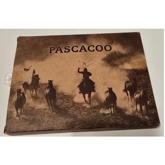 Pascacoo Passport Holder Wallet with RFID Blocking Passport Cover Brown NIP - Picture 4 of 4